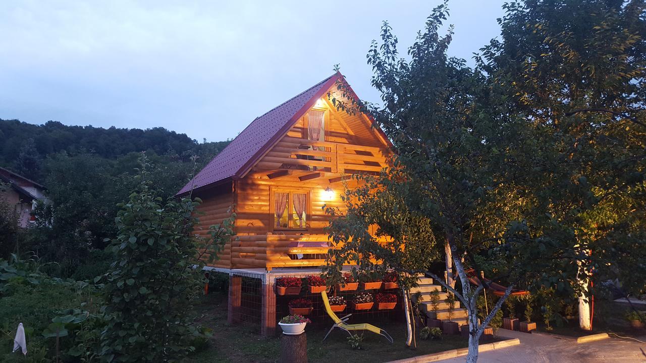 Vacation Home Sajra Kulen Vakuf Exterior foto
